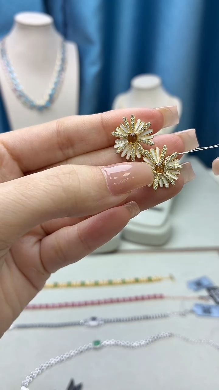 银S925镶嵌耳饰黄晶315JH0102产品一个（多样性）