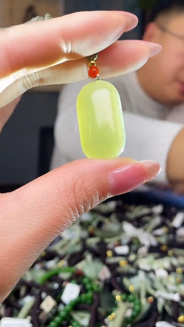 颈饰未镶嵌和田玉多样性发货，拍一发一