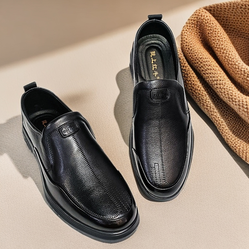 男士真皮新款透气一脚蹬百搭牛皮皮鞋黑色时尚休闲鞋冬季25358