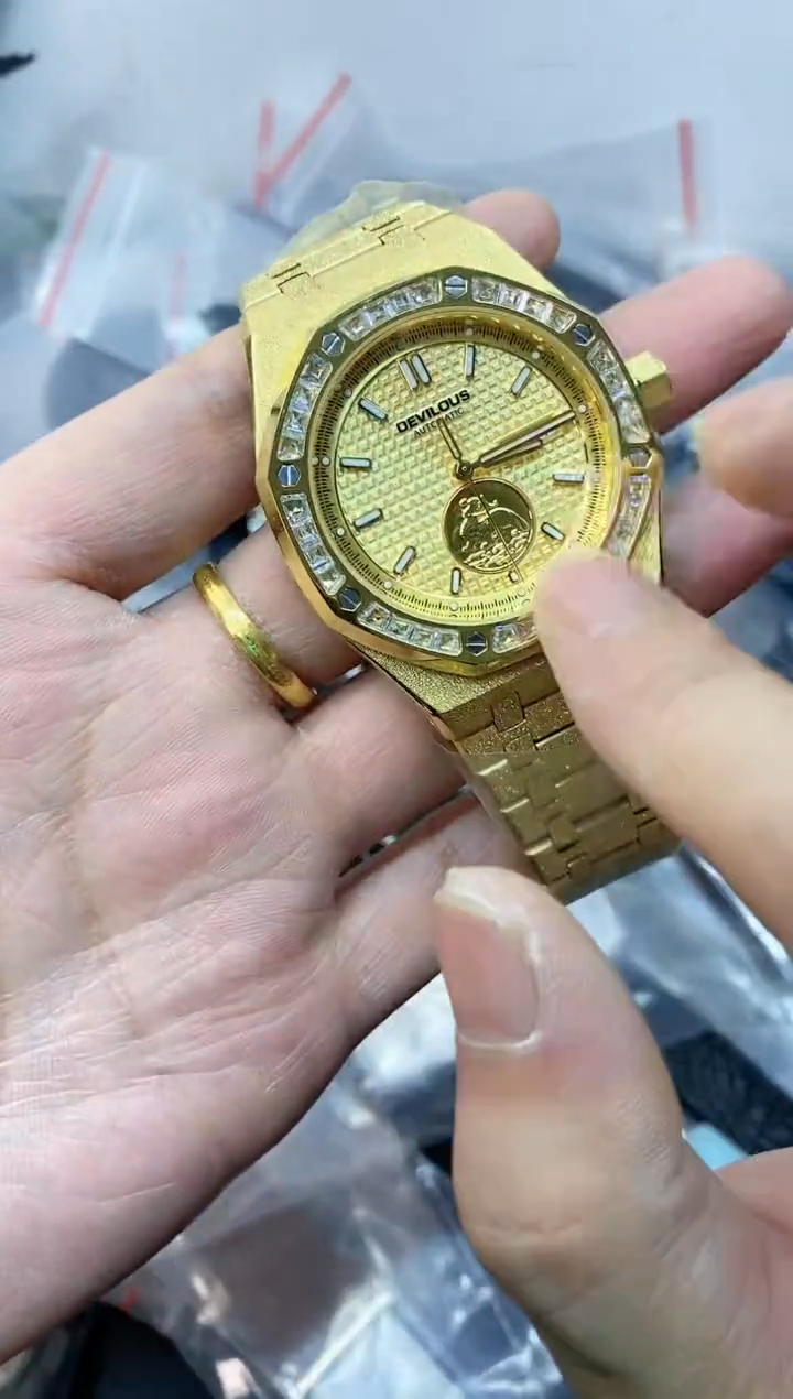 瑞士戴劳伦斯全自动机械男士金表