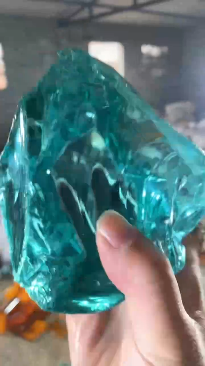 新疆五彩石原石摆件