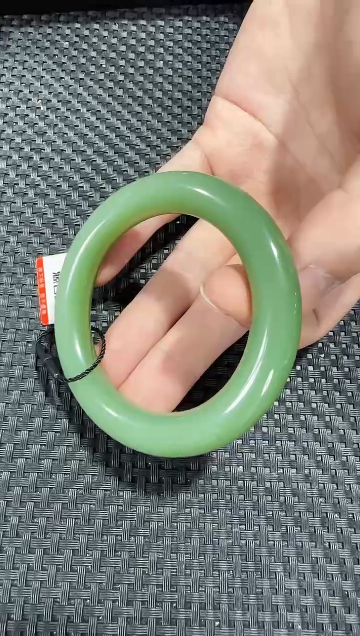 【闪购商品】和田玉（碧玉）手镯未镶嵌圈口约54mm