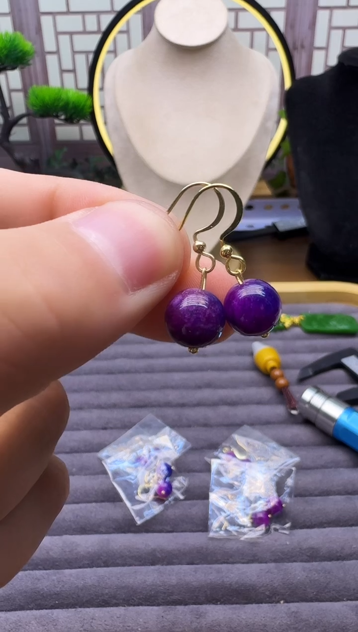 14K金镶嵌苏纪石（舒俱来）耳饰E04      