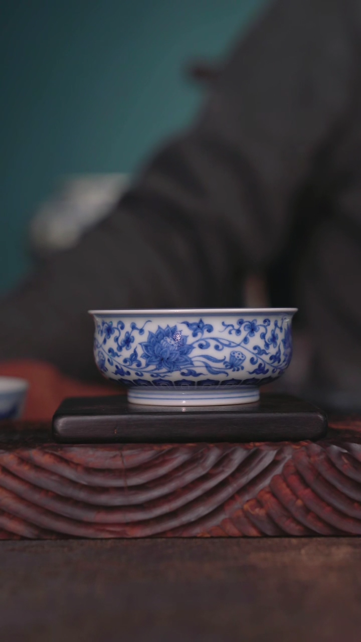 【闪购商品】青成弘器柴窑缠枝莲