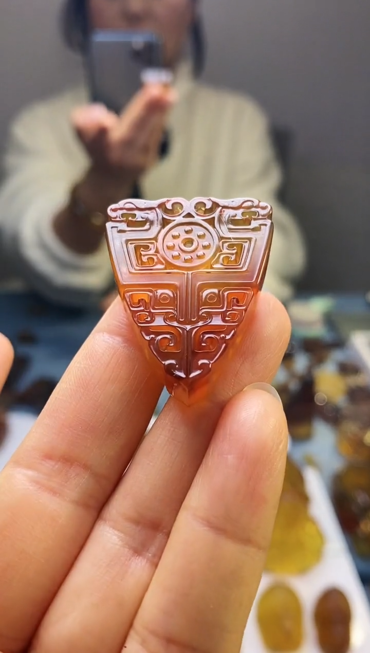 【闪购商品】琥珀颈饰未镶嵌HP97-18（双龙护主）