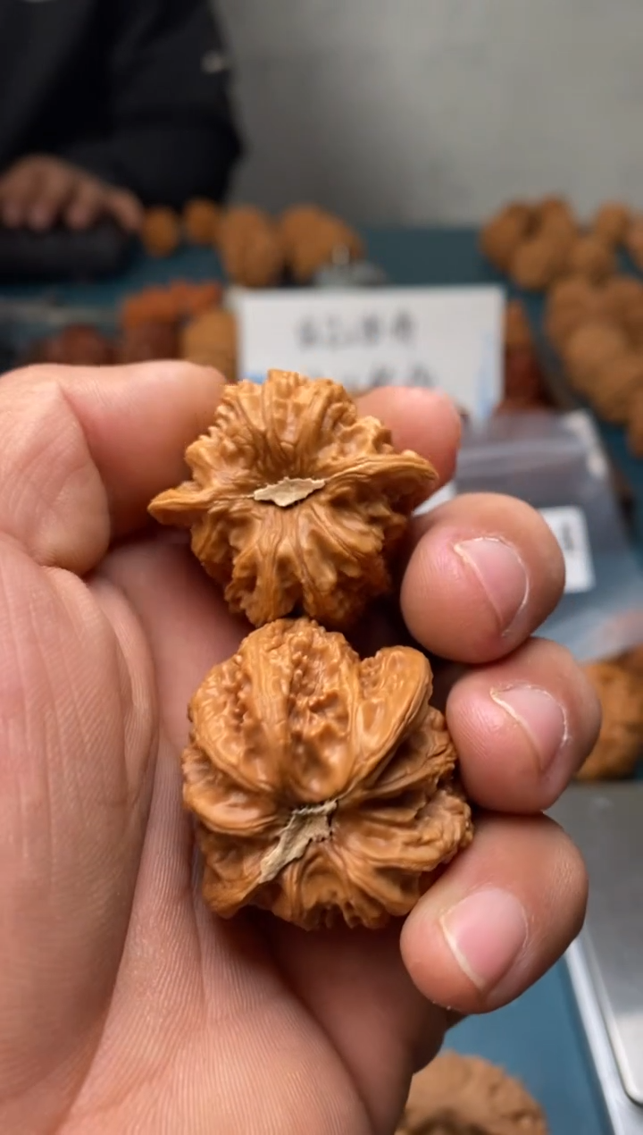 吊坠文玩核桃承德密纹584