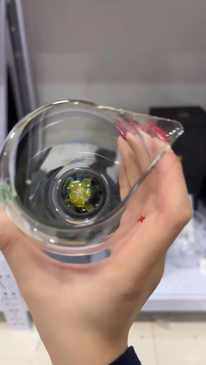晶言怡然底珠111111