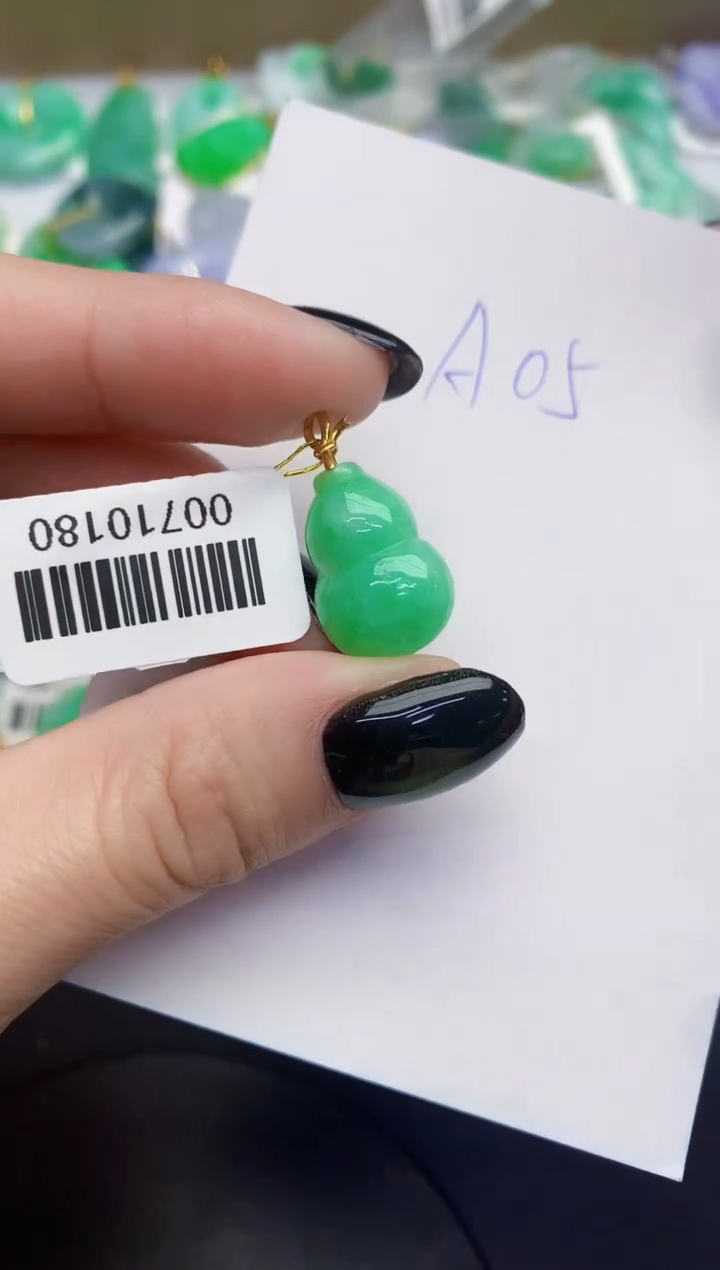 【闪购商品】翡翠颈饰18K金镶嵌0000000000