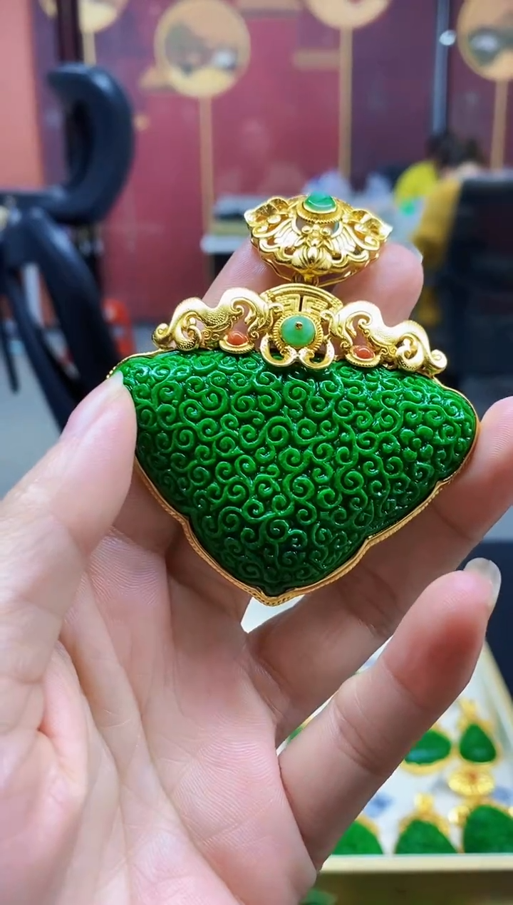 颈饰未镶嵌翡翠翡翠吊坠-114