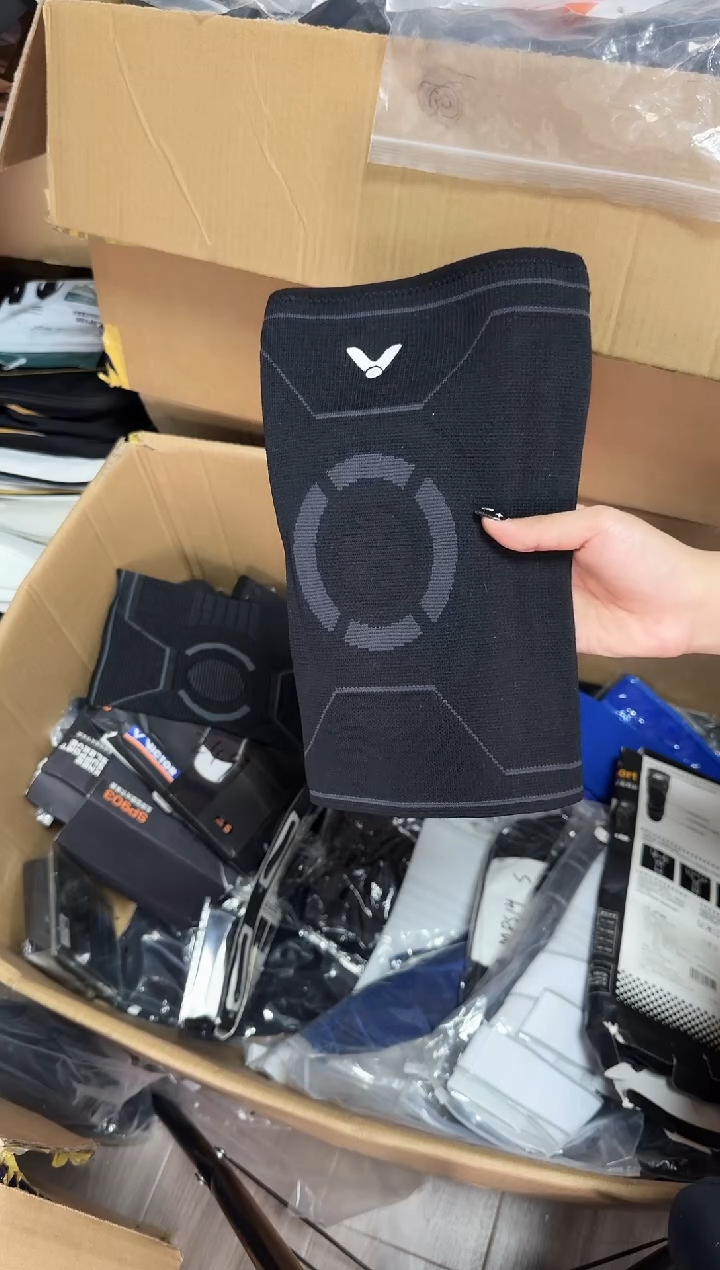 VICTOR胜利正品微瑕球拍球服护具   70