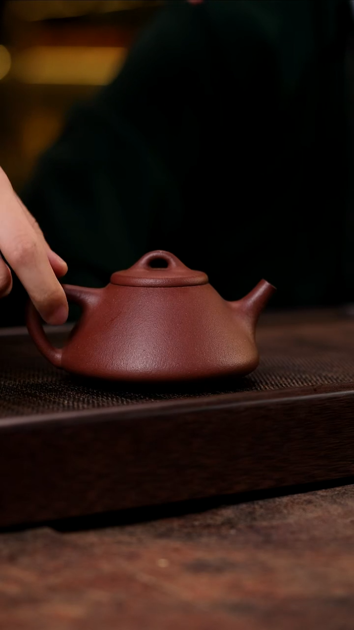 宜兴紫砂桃花泥子冶石瓢