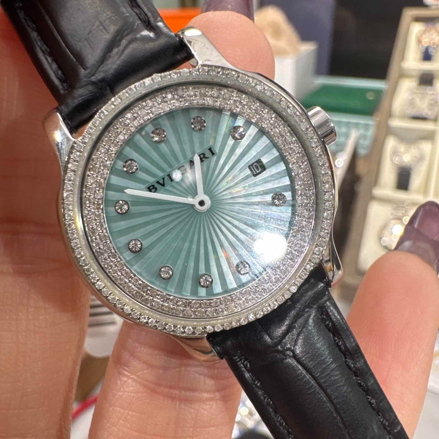 99新 BVLGARI/宝格丽 Solo Tempo系列29白针黑历后钻表/WHT025252
