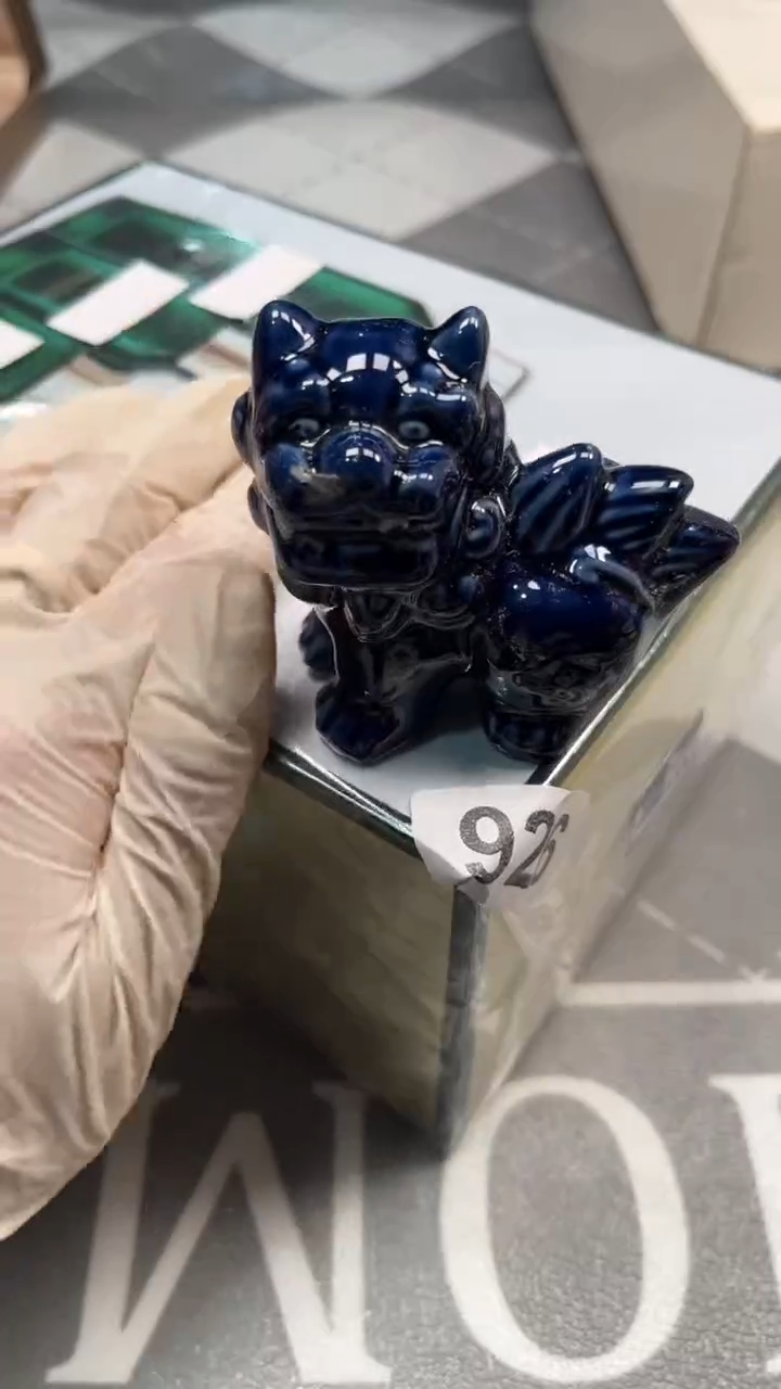 瓷片陶瓷如图所示周边