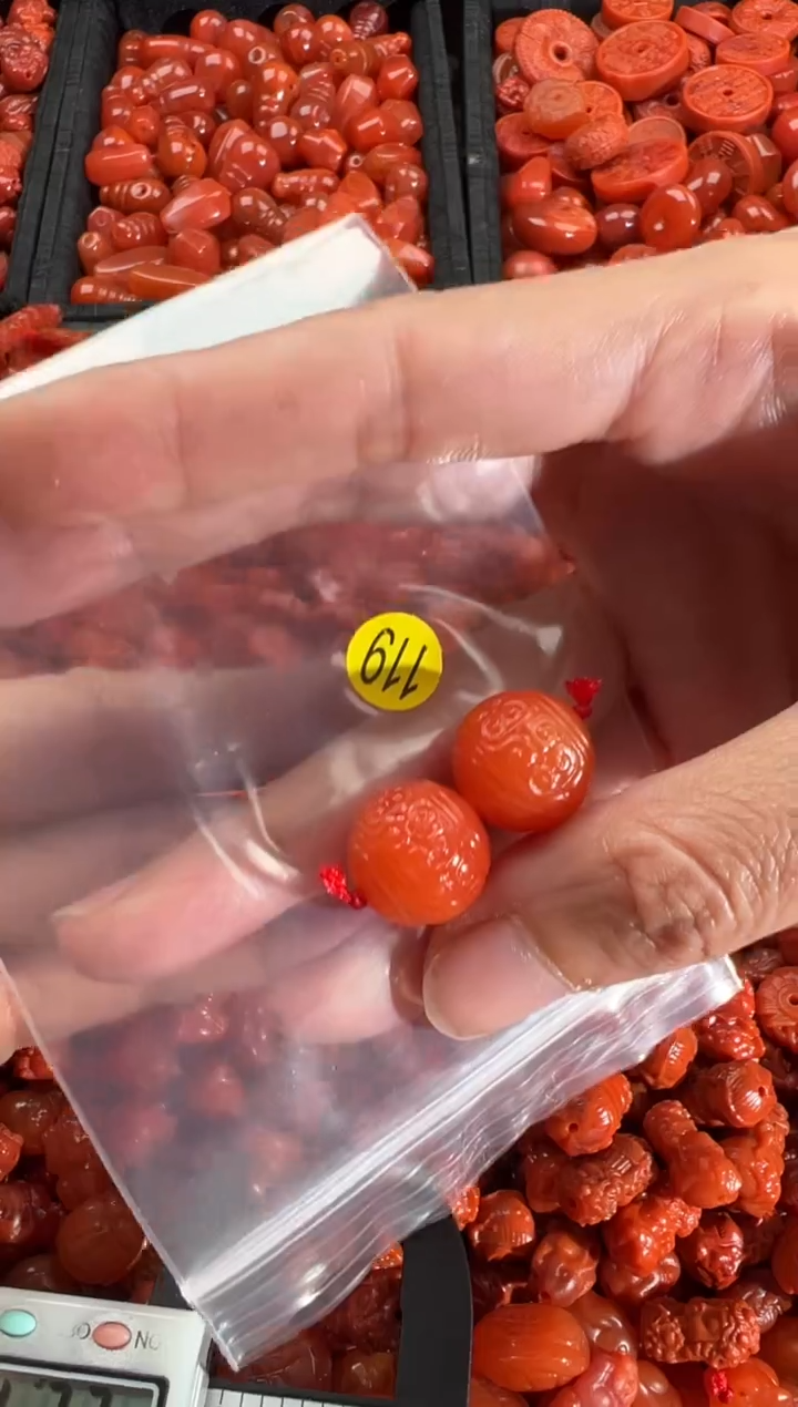 【闪购商品】南红玛瑙颈饰未镶嵌1