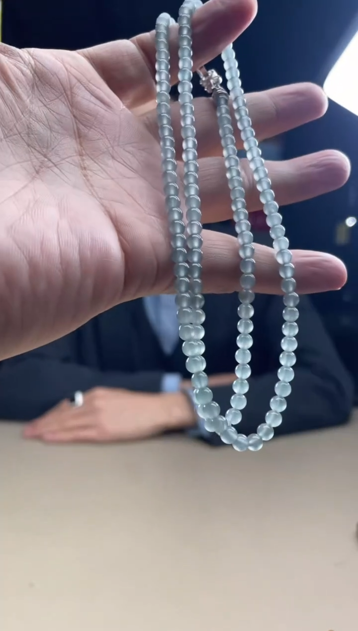 【现场收货】天然翡翠设计款 珠链    226/01