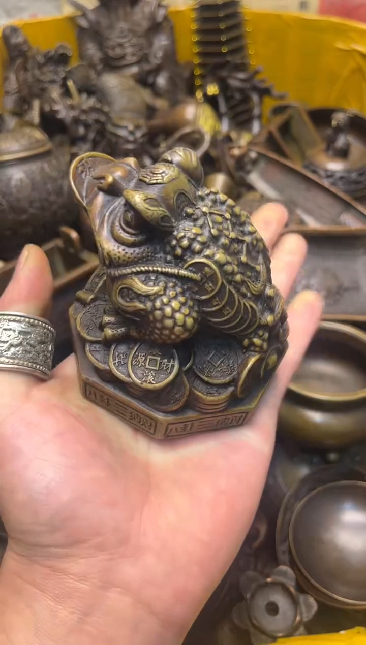 精美铜器，点击下单