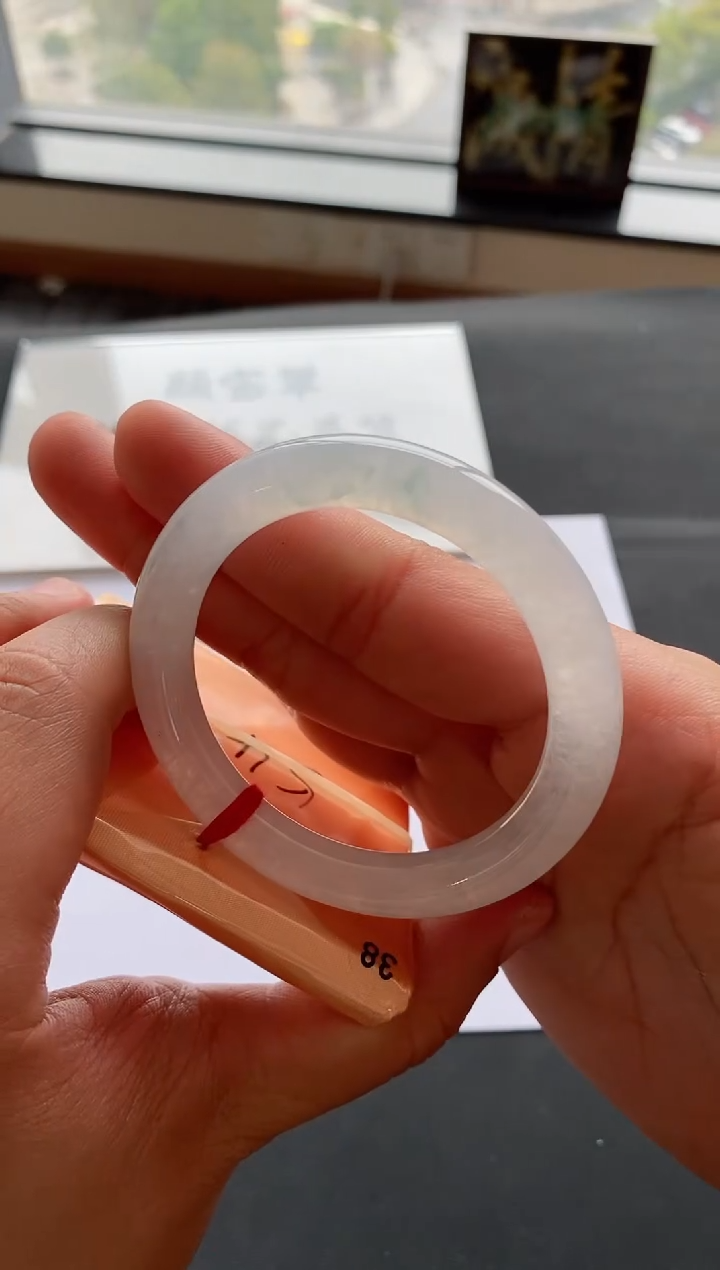 【闪购商品】翡翠手镯未镶嵌38号54*9.8*9.3圆条