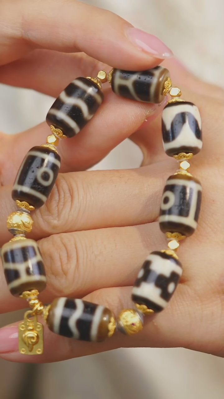 【闪购商品】玛瑙/玉髓手串未镶嵌多样性发一