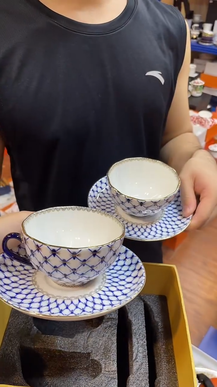 杯鸿辉家品牌瓷器，京东包邮！