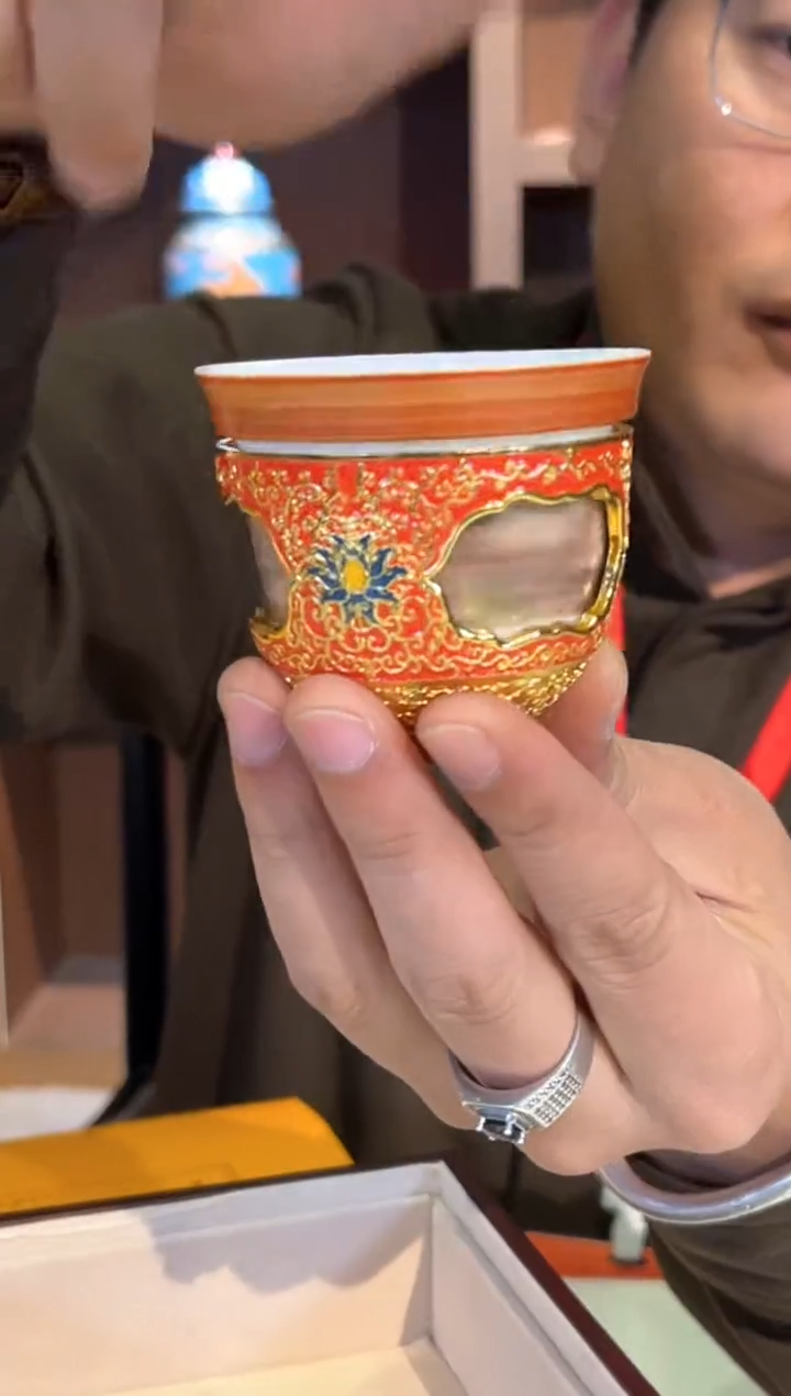【闪购商品】摆件景德镇陶瓷转运杯