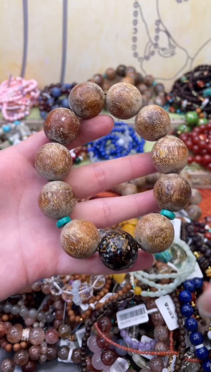 未镶嵌石英质玉手饰284