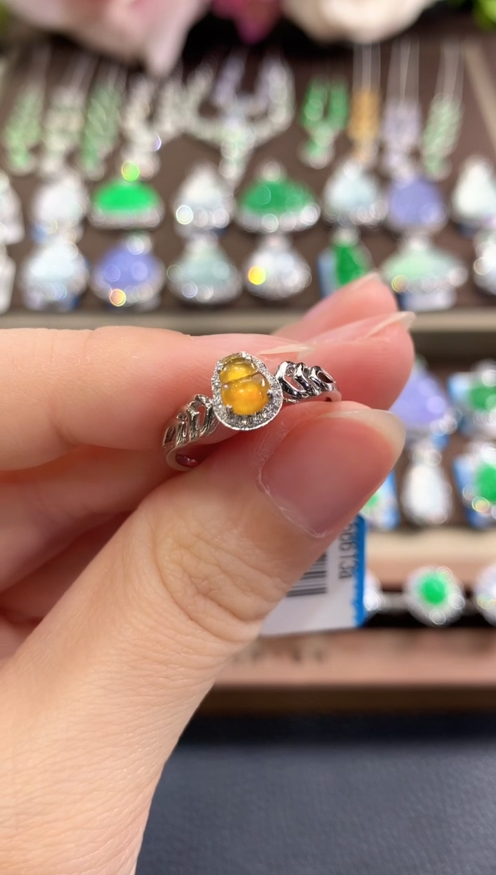 18K金镶嵌戒指翡翠g5多样性一件发货