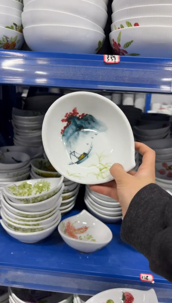 景德镇手绘釉中彩（食品级）水滴碗