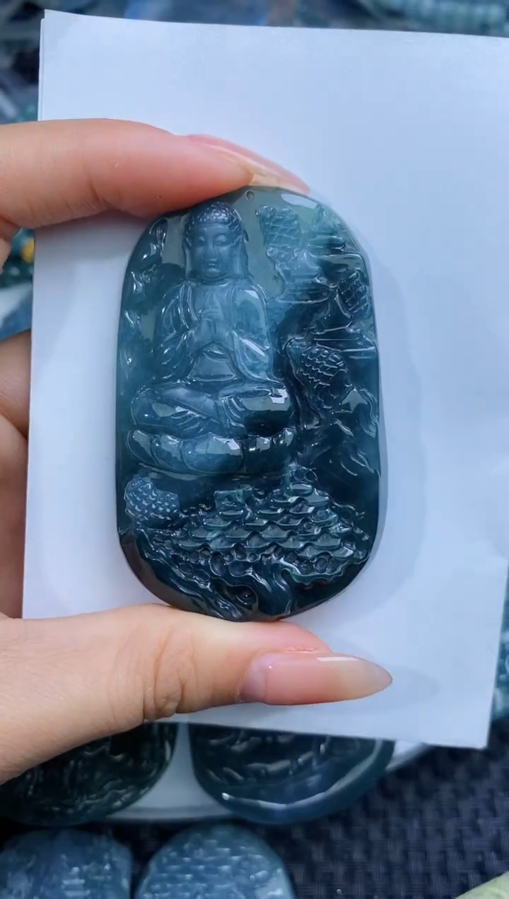 【闪购商品】翡翠颈饰未镶嵌