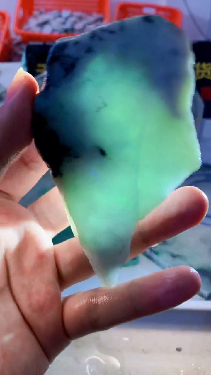 颈饰未镶嵌翡翠缅甸A货翡翠史009