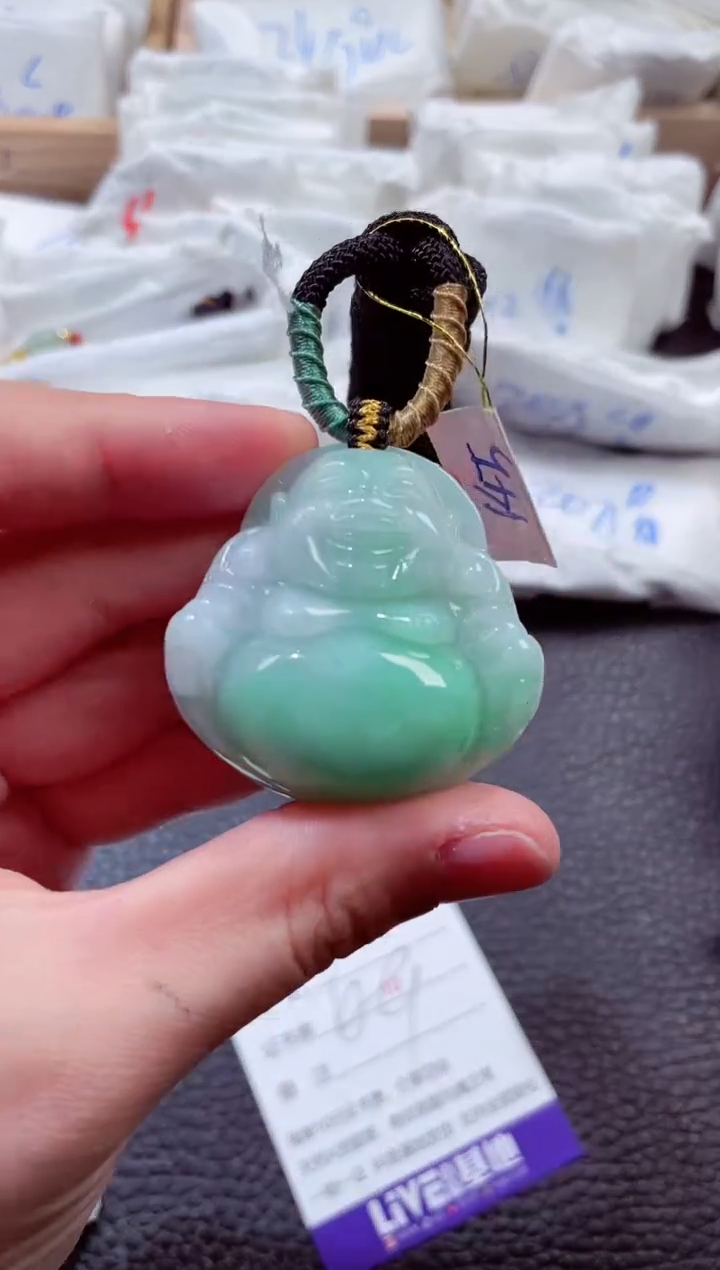 翡翠未镶嵌颈饰00002062