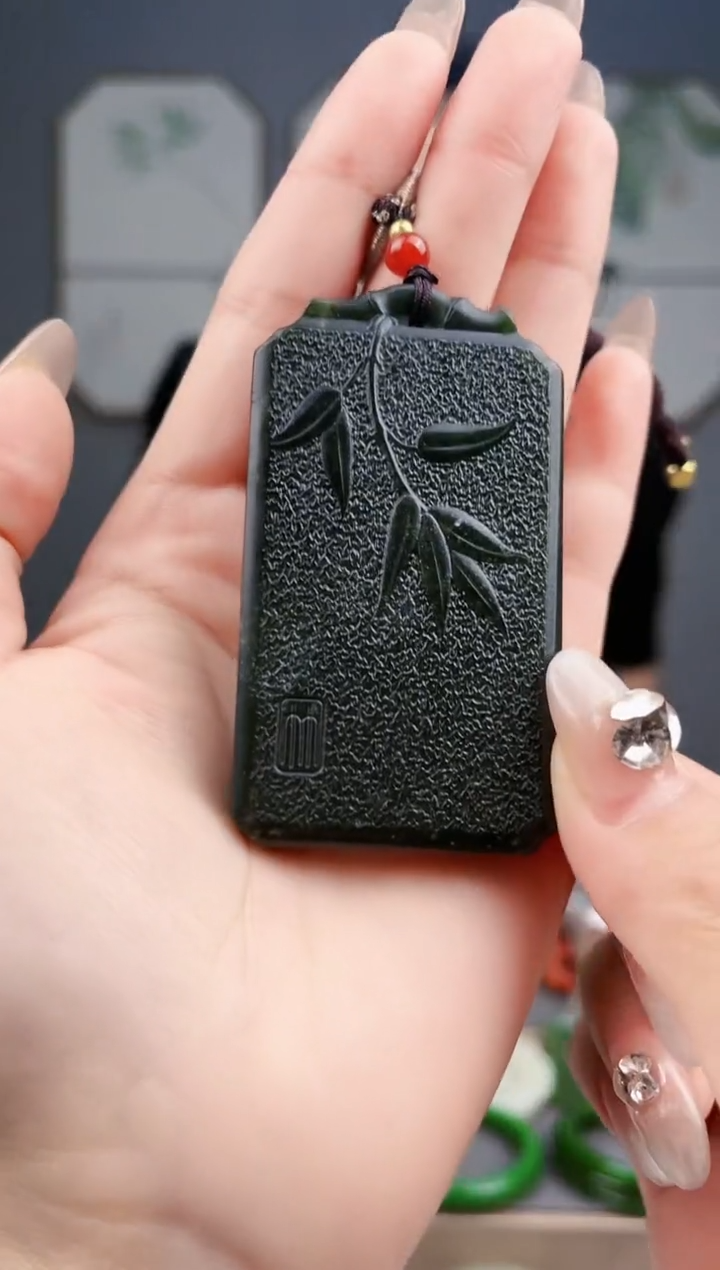 【闪购商品】和田玉颈饰未镶嵌AA多样性发货 拍一发一