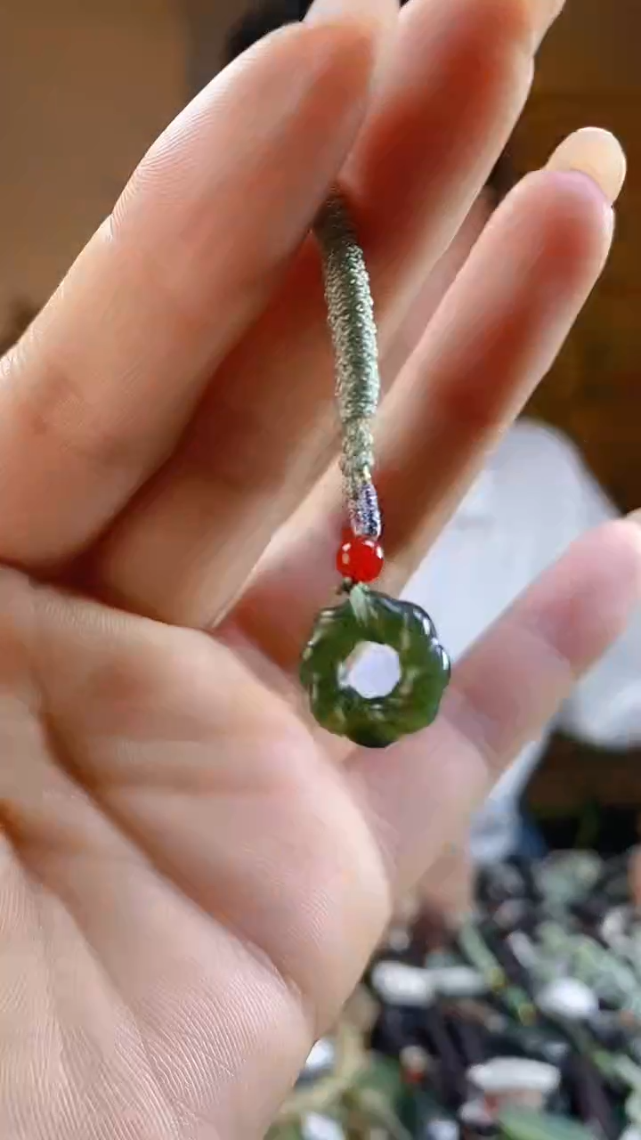 和田玉未镶嵌颈饰多样性发货，拍一发一