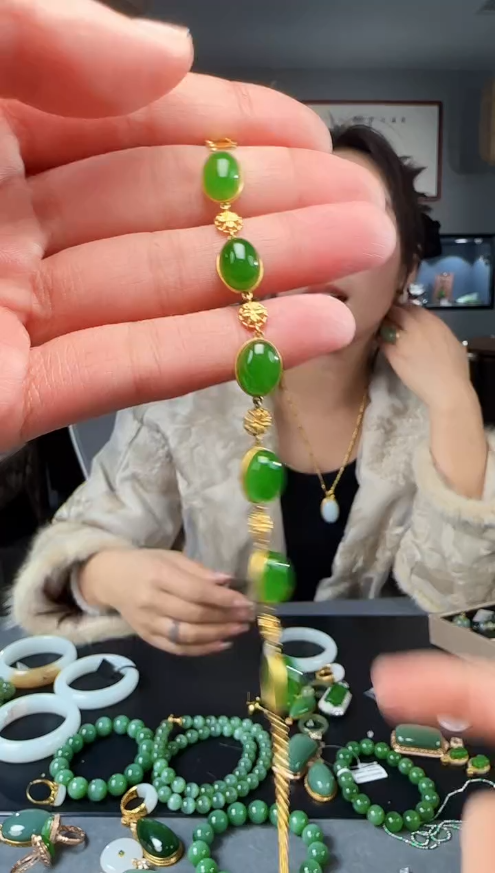 【闪购商品】和田玉手链18K金镶嵌1