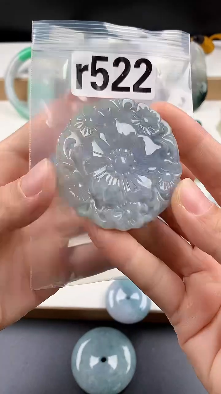 颈饰未镶嵌翡翠天然翡翠吊坠挂件