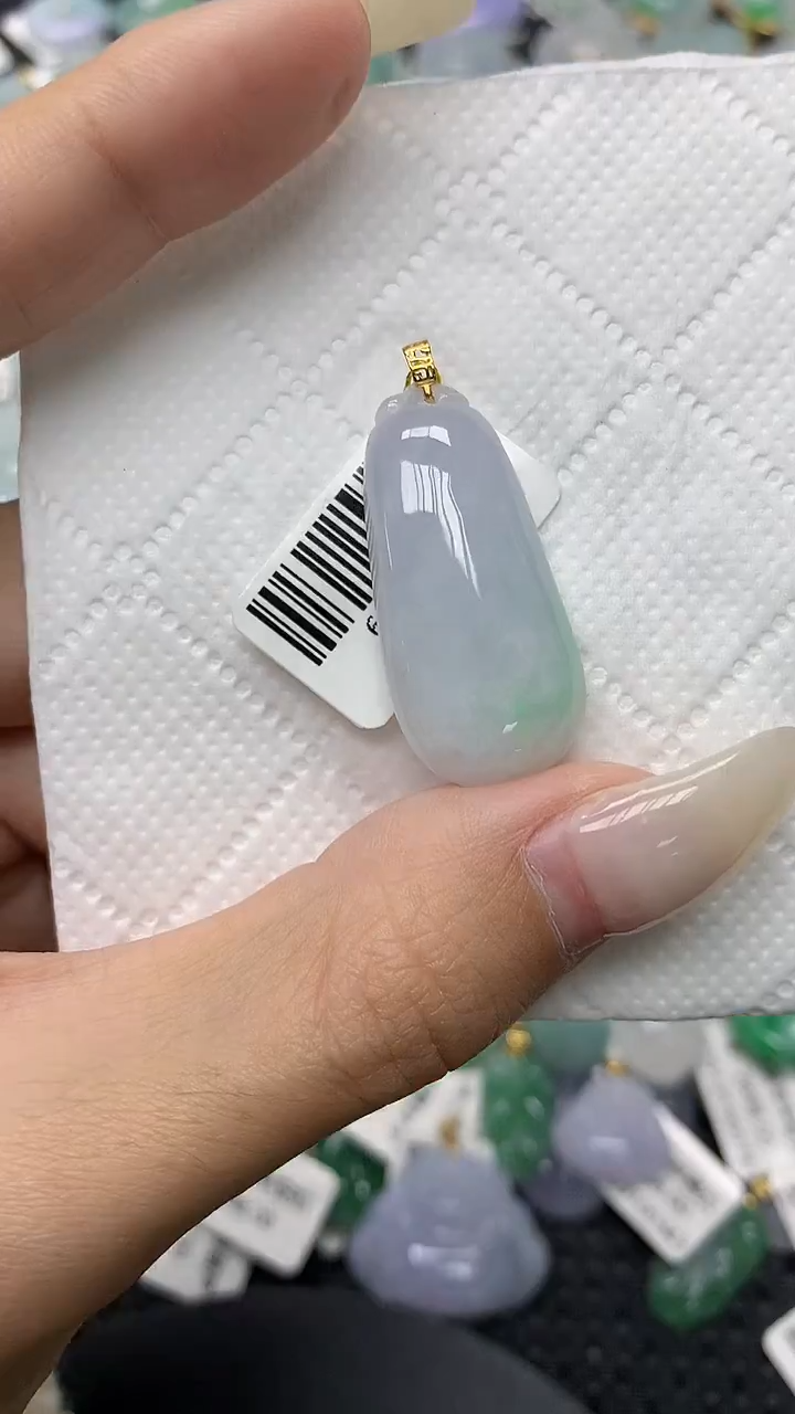 颈饰18K金镶嵌翡翠11111111111