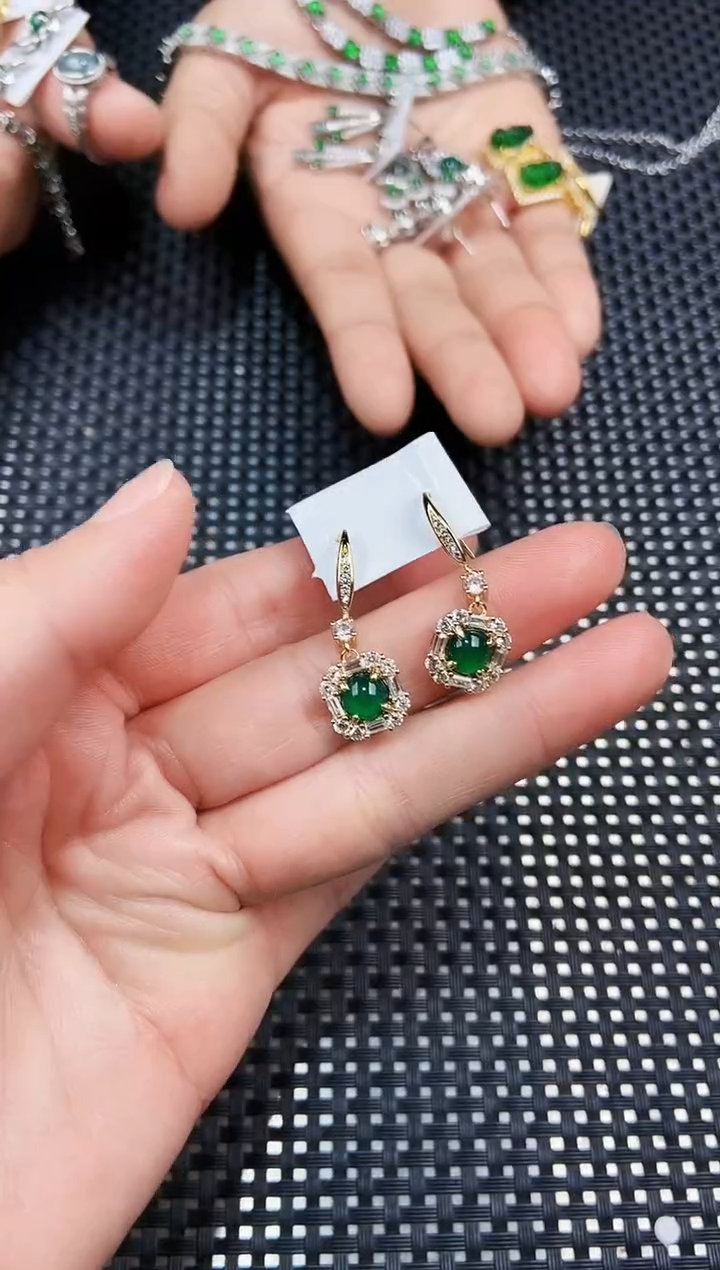 【闪购商品】翡翠耳饰未镶嵌111111111