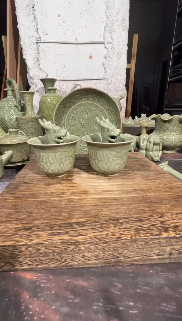 盐*水微瑕耀州窑龙头公平杯一对