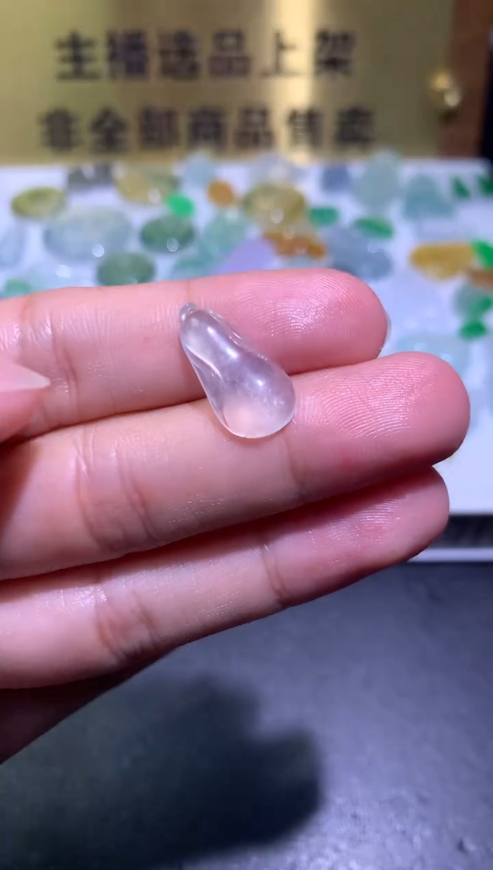 【闪购商品】定制翡翠未镶嵌毛货