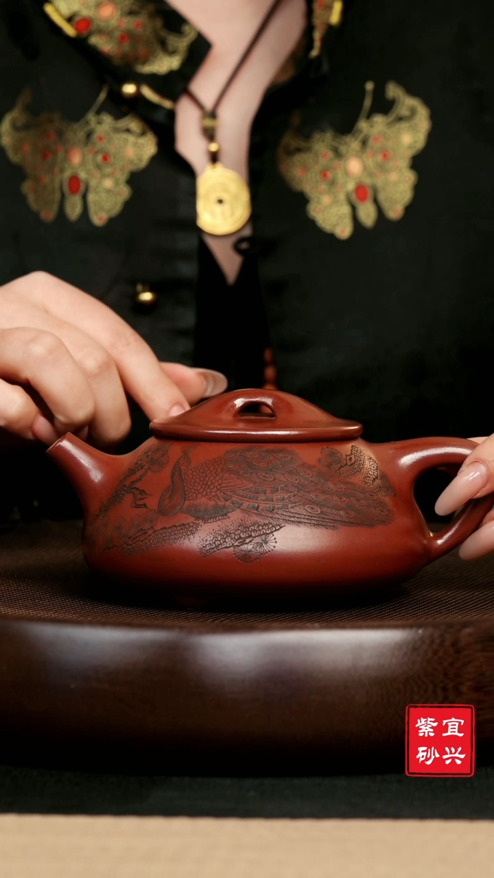 【闪购商品】紫砂茶壶96龙血砂刻绘满瓢壶