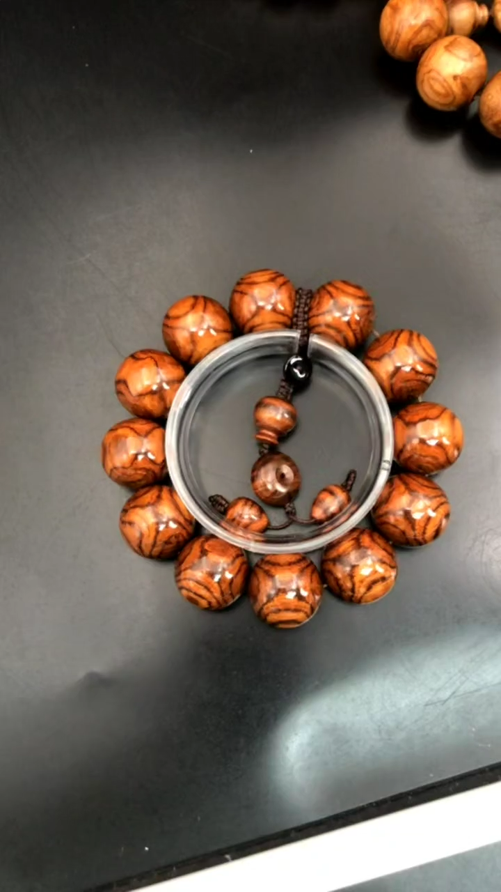 黄花梨/降香黄檀手串/手链五*海黄野料2,0x纹鬼脸精串