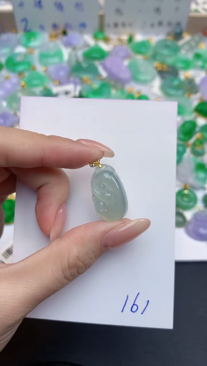 颈饰18K金镶嵌翡翠天然缅甸A货翡翠