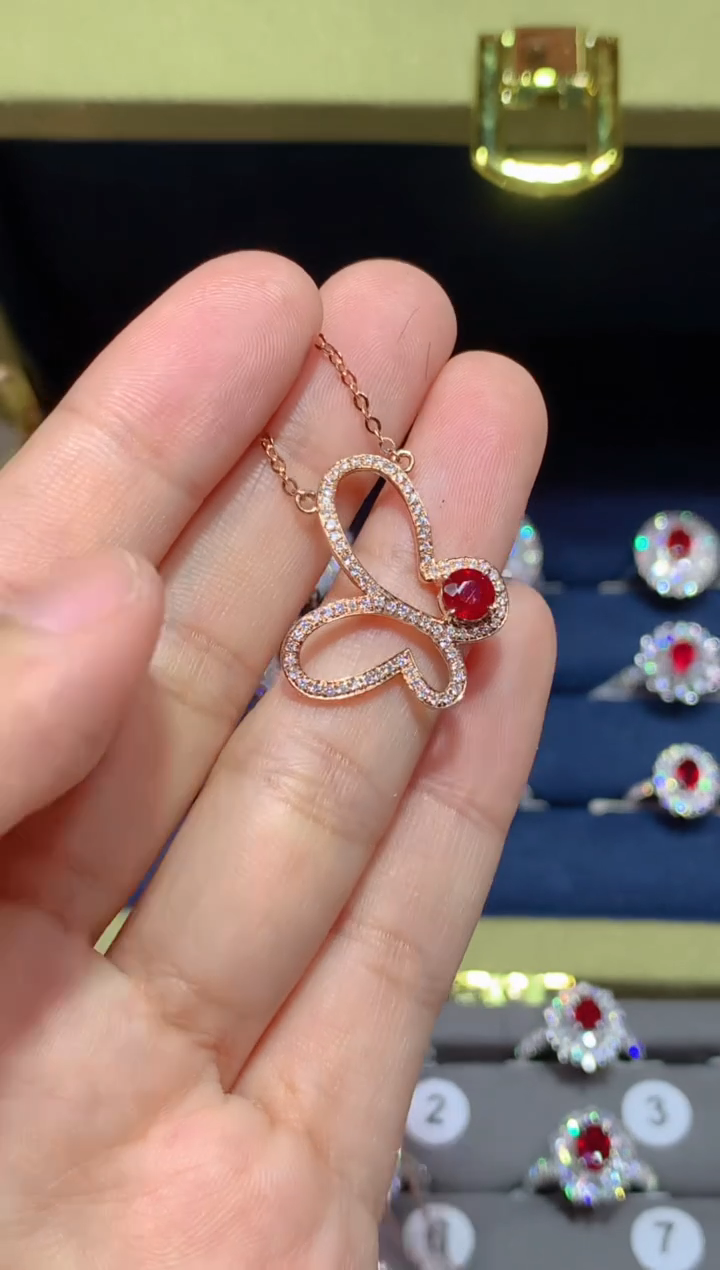 【闪购商品】红宝石项链18K金镶嵌0.55CT   无烧鸽血红