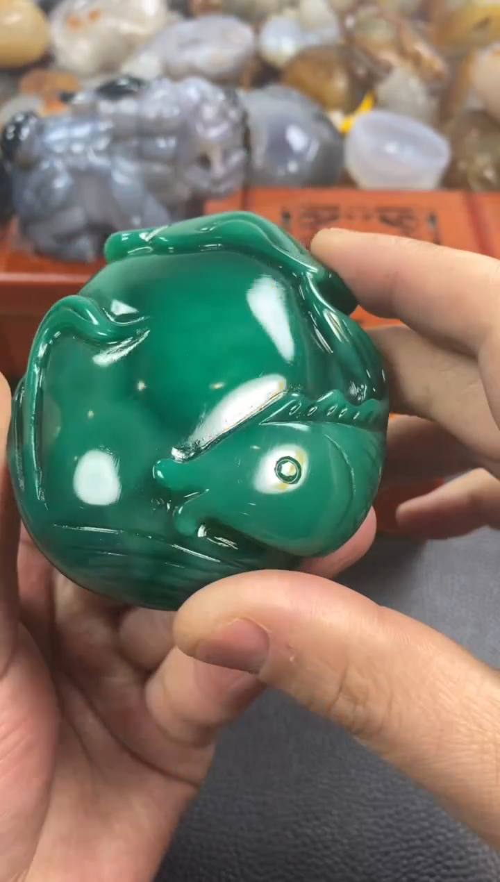 未镶嵌手把玛瑙/玉髓兰****行1