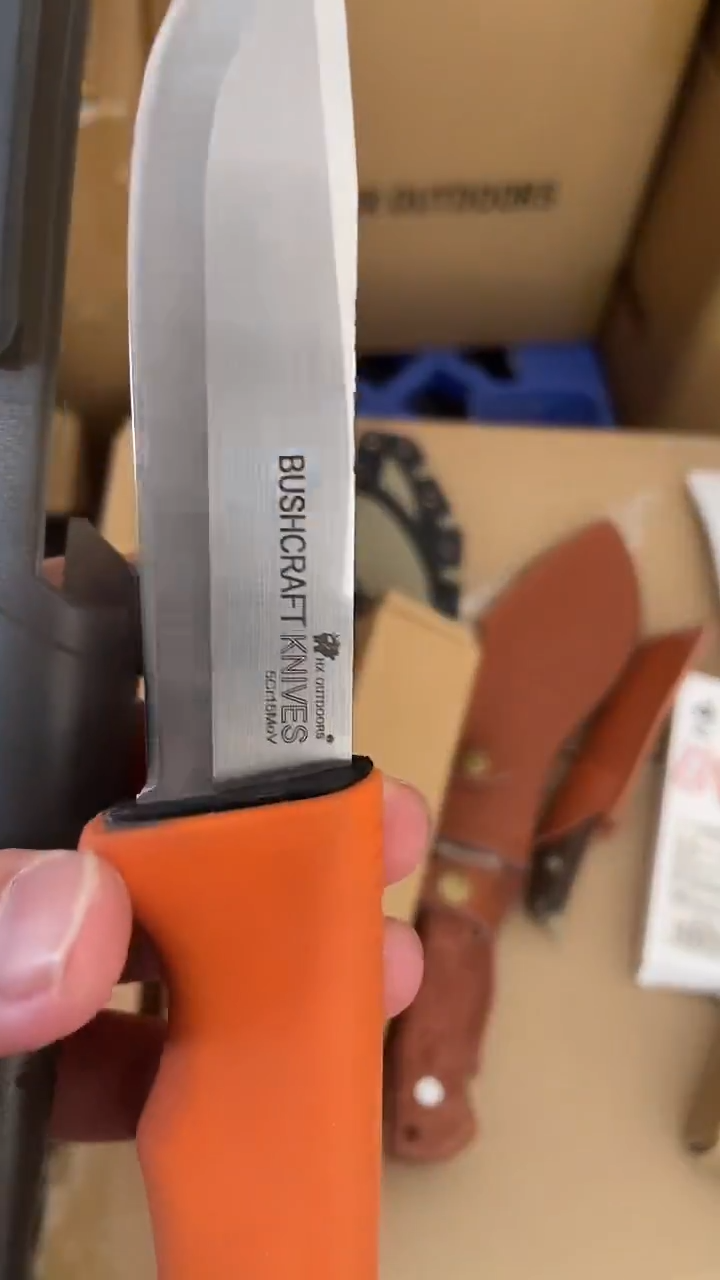 清仓优惠大甩卖！