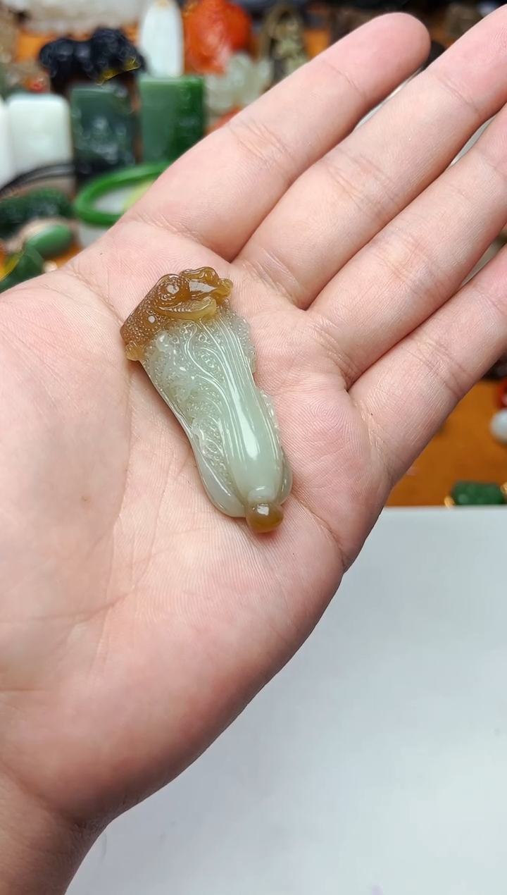 【闪购商品】和田玉颈饰未镶嵌白菜01