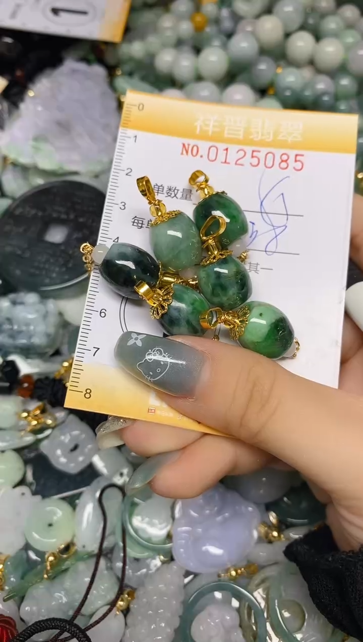 【闪购商品】翡翠颈饰未镶嵌闪购0125085