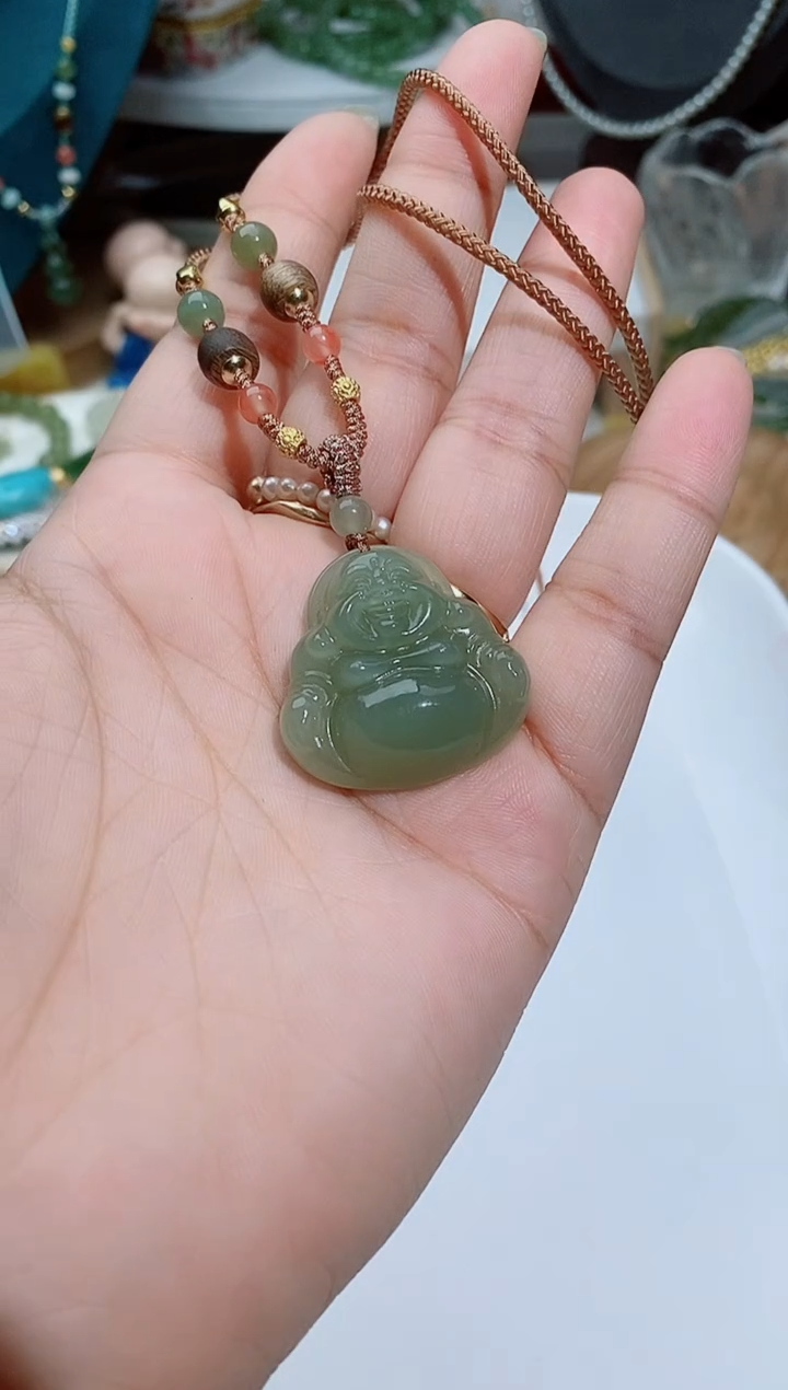 和田玉未镶嵌毛衣链188一个佛公