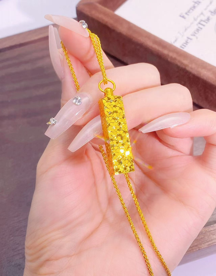   【香港正品】轻奢高级感四方来财碎冰冰吊坠（1402）不含链