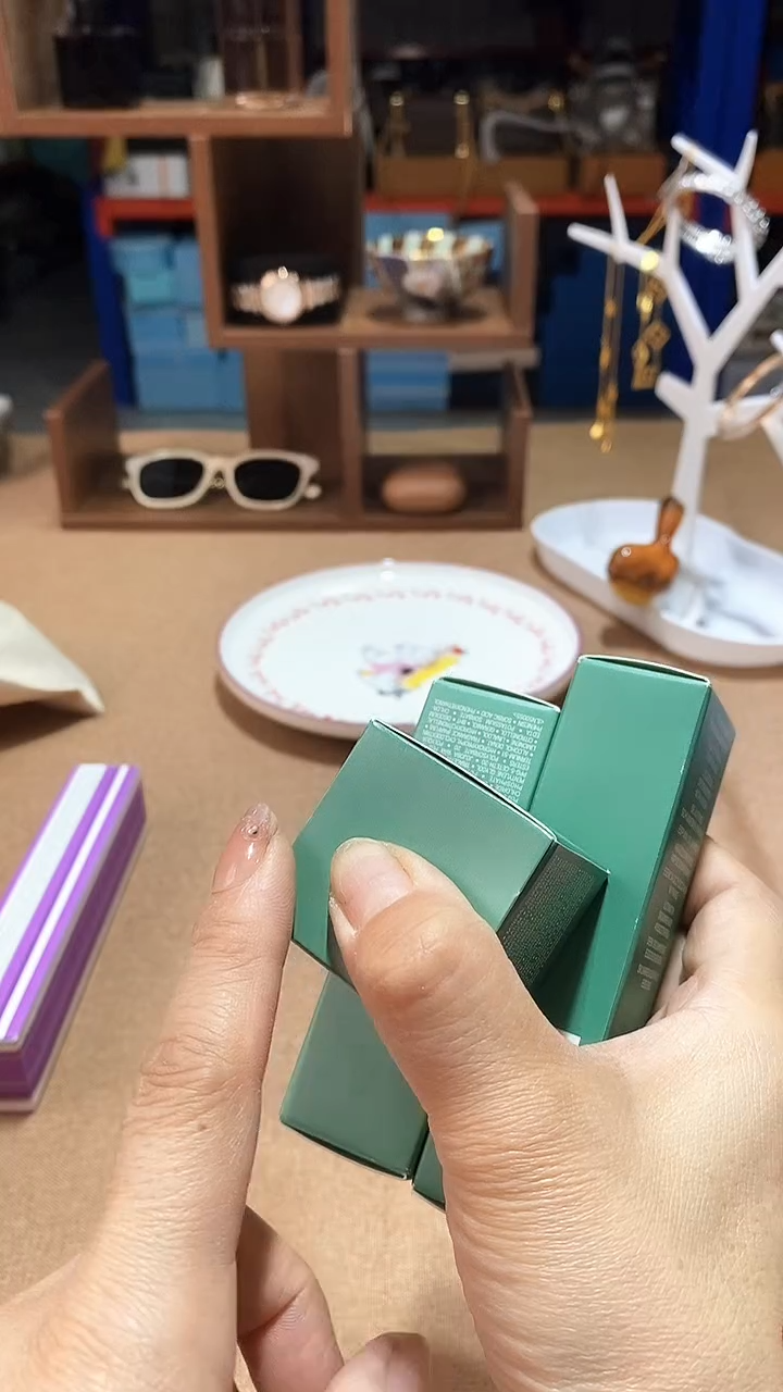 瓷片碗碟好物一件不留@@1