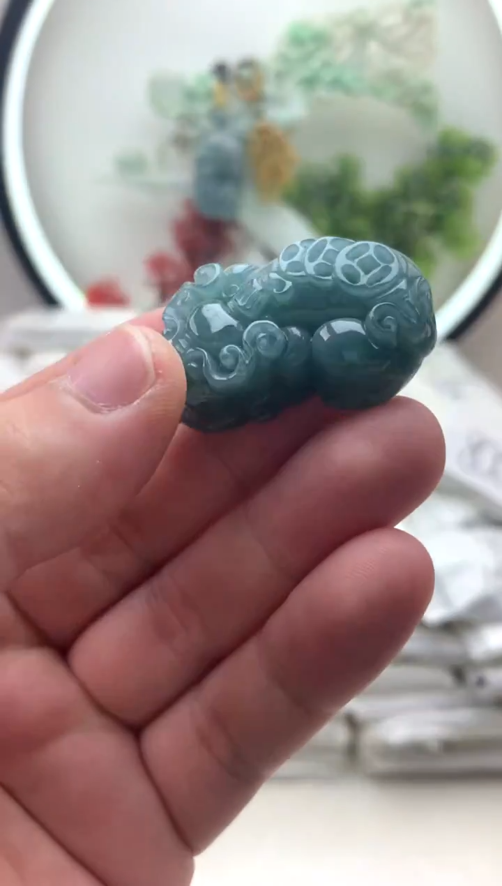 颈饰未镶嵌翡翠貔貅